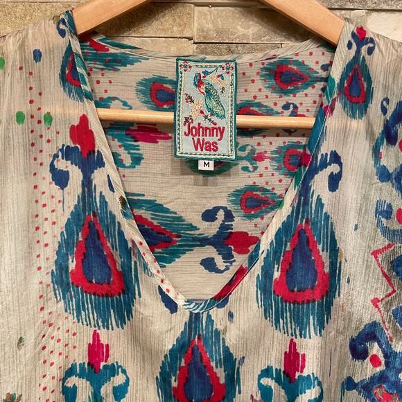 Johnny Was 100% Silk Tunic Top M | Ikat Print, Boho Resortwear, Made in India - Picture 2 of 7